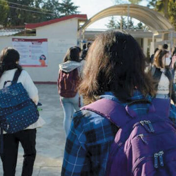 Amarran a alumnos para robarles sus celulares en Tulancingo