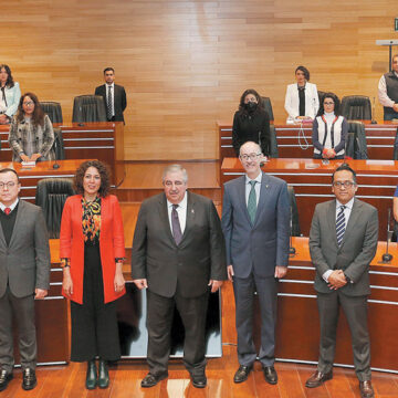 Asiste rector Barrera Díaz a ceremonia inaugural de cátedra de investigación “Infancia es destino”
