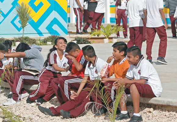 Construirán más escuelas para cubrir la demanda educativa en Quintana Roo