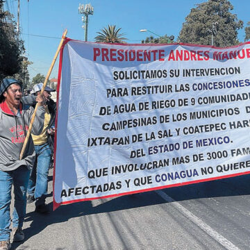 Marchan en la CDMX por falta de agua en Ixtapan de la Sal