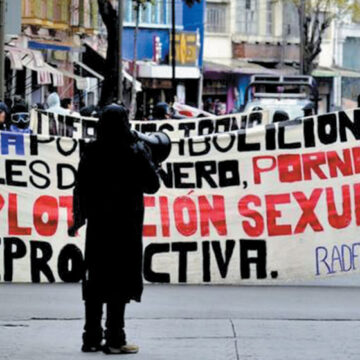 Feministas marcharon en Toluca rumbo al 8M