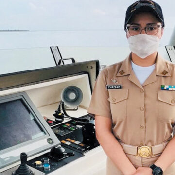 Nombra Semar a primera mujer comandante de una estación naval