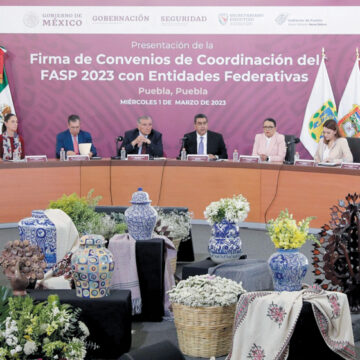 GOBERNADORES DEL CENTRO DEL PAÍS FIRMAN CONVENIO PARA MEJORAR LA SEGURIDAD PÚBLICA