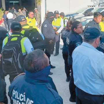 Protestan policías de Puerto Morelos, Quintana Roo