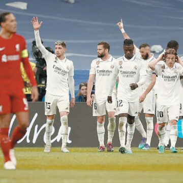 Real Madrid vence al Liverpool y se mete a cuartos de final