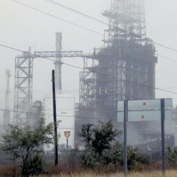 Gobierno de Nuevo León podría suspender refinería de Cadereyta