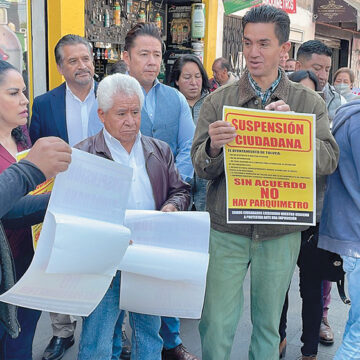 Sigue la oposición a los parquímetros virtuales