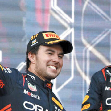 Checo Pérez podría ser despedido de Red Bull por culpa de Max Verstappen