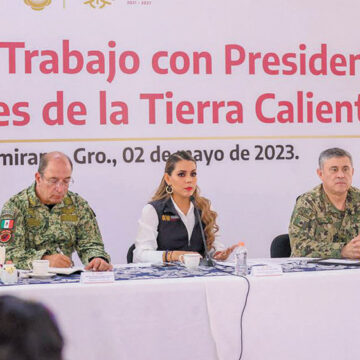 Gobernadora y alcaldes de Tierra Caliente buscan solución al conflicto