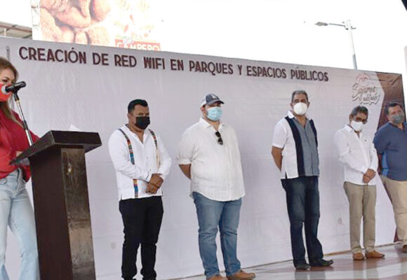 Inicia servicio de Internet gratuito en parques y espacios públicos de Tapachula