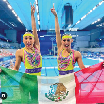 Nuria Diosdado y Joana Jiménez ganan el oro en dueto femenil en el Mundial de Natación Artística