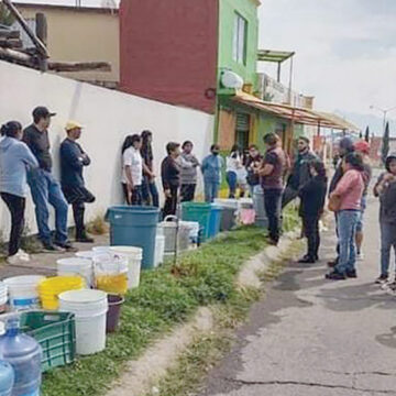 Vecinos de Temoaya llevan 3 semanas sin contar con agua