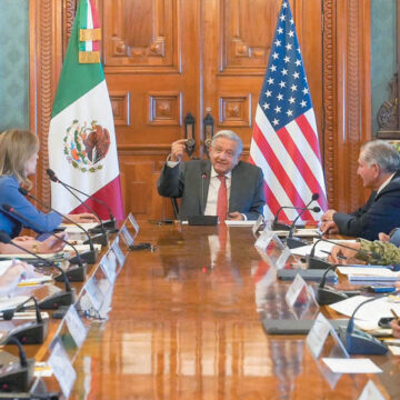 MÉXICO REFRENDA COMPROMISO PARA ACEPTAR A MIGRANTES EXPULSADOS DE ESTADOS UNIDOS