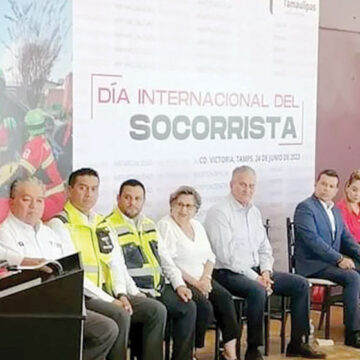 Preside Américo evento del Día del Socorrista