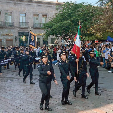 Con desfile, la SSPM de Querétaro inicia festejos por sus 25 años