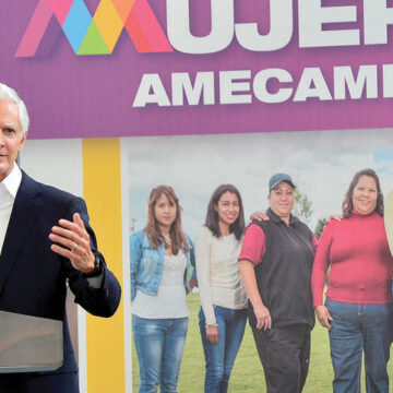 Alfredo Del Mazo entrega la tercera Ciudad Mujeres del Edoméx en Amecameca