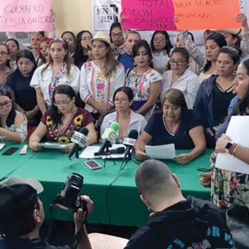 Mujeres salen a defender a Evelyn Salgado ante violencia política