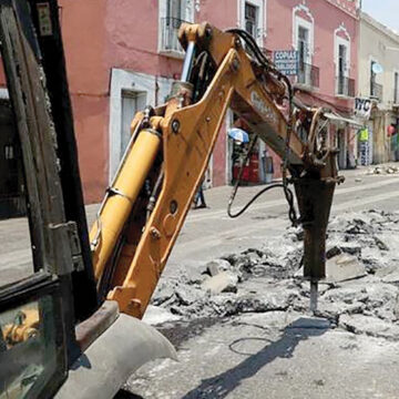 Recursos federales destinados a obras en Puebla presentan retraso del 75%