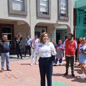 Supervisa Ana Muñiz Neyra simulacro de sismo en San Mateo Atenco