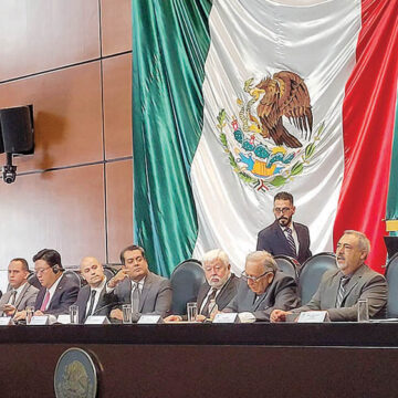 Encabeza Jaime Maussan audiencia sobre fenómeno Ovni en Cámara de Diputados