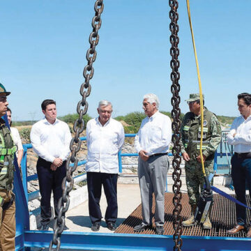 Inaugura López Obrador primer etapa del acueducto El Cuchillo II, en Nuevo León