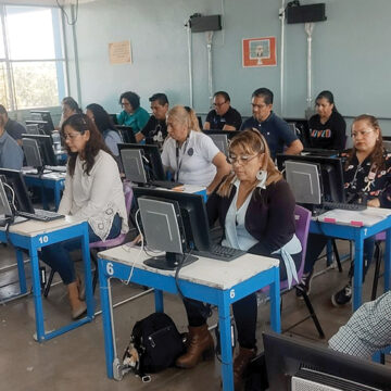 Incorpora SMSEM a 1400 maestros al programa de Carrera Docente y Docente Administrativa