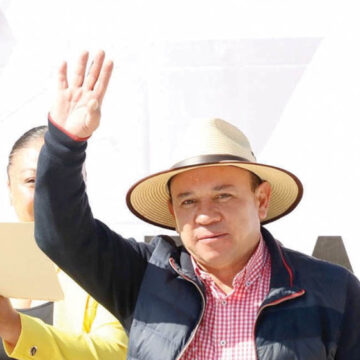 Manuel Vilchis inicia rehabilitación de aulas en escuela del Ejido de San Lorenzo Cuauhtenco, Zinacantepec