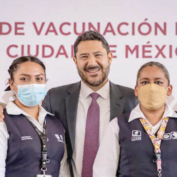 Inicia campaña de vacunación contra influenza y Covid-19 en CDMX