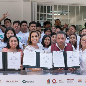 Mara Lezama entrega aulas para la carrera Técnico en Transporte Ferroviario