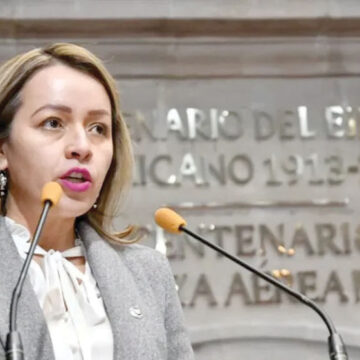 Diputada de Tejupilco pasa del PRD al PRI