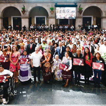 Presenta Delfina Gómez el Programa Mujeres con Bienestar