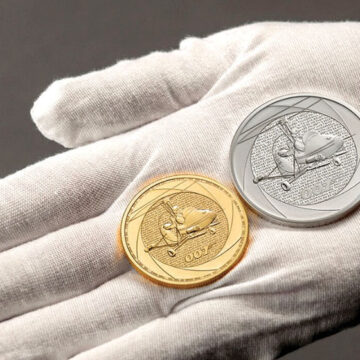 Acuñan en Inglaterra monedas de James Bond por su 60 aniversario