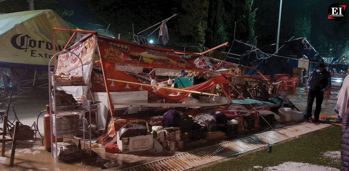 Granizada derriba techumbre en Feria de Jilotepec; cancelan actividades