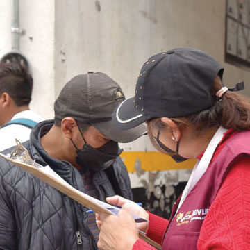 Encuestan a usuarios, concesionarios y transportistas para mejorar el transporte público en el Edoméx