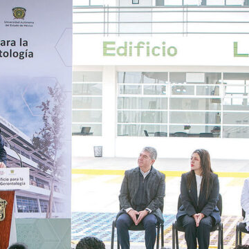 Entregan nuevas instalaciones y equipamiento para estudiantes de Gerontología de la UAEMéx