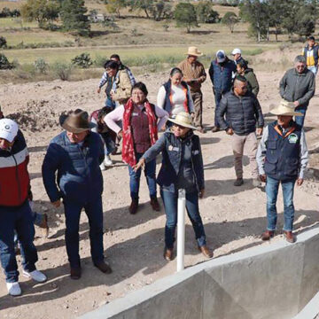 Inauguran Gobiernos federal y estatal dos canales de riego a favor del sector rural