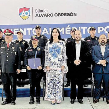 Lía Limón encabeza entrega de reconocimientos al Mérito Policial