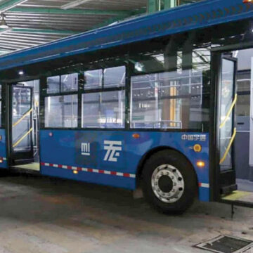 Semovi anuncia programa de sustitución de microbuses por trolebuses en el Eje 8