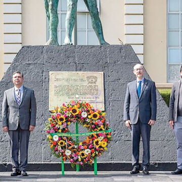 UAEMéx conmemora ochenta años de Autonomía Universitaria