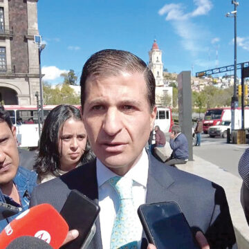 Anuncia Juan Maccise que se cancelan los parquímetros virtuales en Toluca