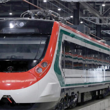 Estudiantado e investigadores de la UAEMéx analizan condiciones del Tren Interurbano ante posibles sismos