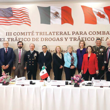 MÉXICO, EUA Y CANADÁ ACUERDAN MEJORAR REGULACIÓN Y NORMAS PARA COMBATIR EL TRÁFICO DE ARMAS Y DROGAS