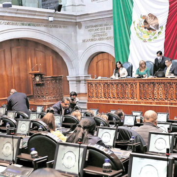 Son 13 los legisladores locales en busca de una reelección o una presidencia municipal