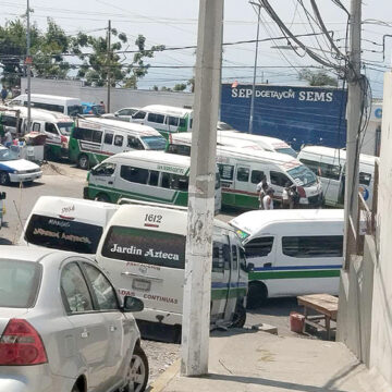 Una vez más se paraliza el transporte en la zona Poniente de Acapulco