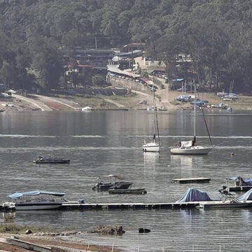 Urgen a revisar en Valle de Bravo la forma en que operan lagos privados