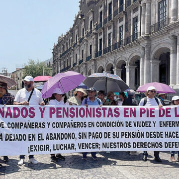 En Toluca siguen las manifestaciones de pensionados y pensionistas del ISSEMyM