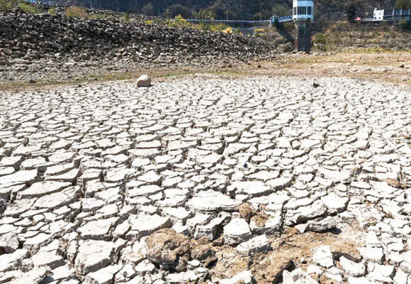 Cada vez es más difícil en México tener agua para dotar a las ciudades