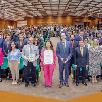 Rector inaugura fiesta literaria “Abril, mes de la lectura” 2024