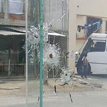 Atacan instalaciones de la Policía Estatal en Ocozocoautla, Chiapas; una persona muerta