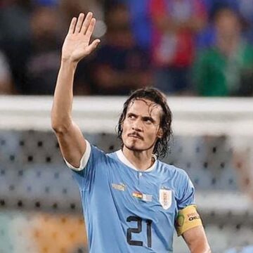 Cavani cierra su ciclo en la selección charrúa